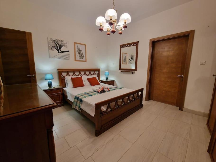 City Center Properties - Modern Two Bedroom Apartment With A Hot Tub And Amazing Location セント・ポールズ・ベイ エクステリア 写真